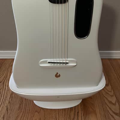 Lava ME 3 Left-Handed image 5