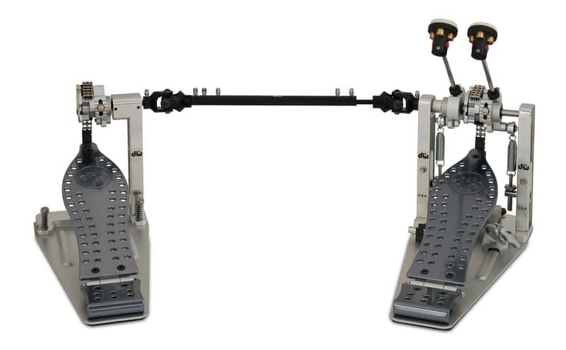 DW DWCPMCD2 MFG Machined Chain Drive Double Bass Drum Pedal in Chrome w/ Carrying Case (Open Box) image 1