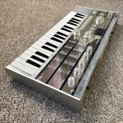 Korg MicroKORG Crystal 37-Key Synthesizer/Vocoder 2023 - Present - Crystal image 5