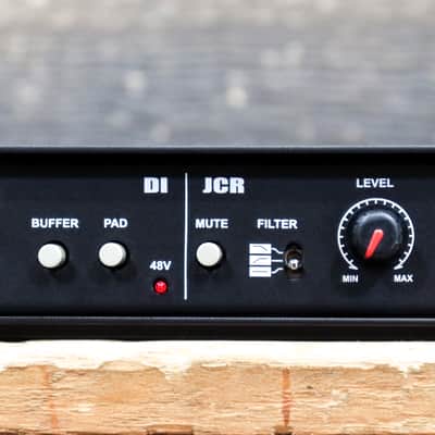 Radial Engineering Reamp Station DI x JCR Studio Reamper & Active Direct Box image 5