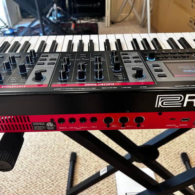 Roland V-Stage 76 Digital Stage Piano 2025 - Present - Black image 4