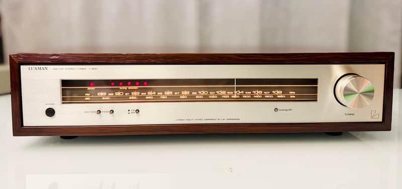 Rare Vintage Luxman T-400 AM/FM Stereo Tuner - Serviced + Rosewood