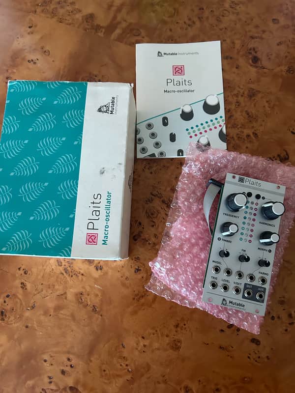 Mutable Instruments Plaits