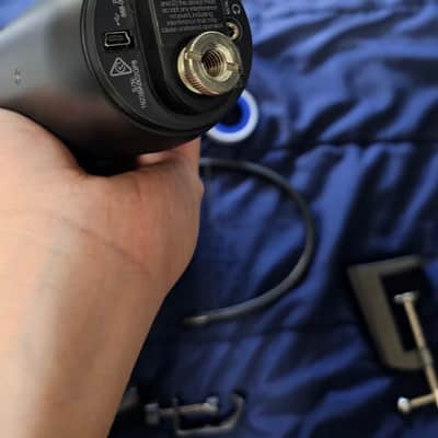 Microphone with free Sennheiser HD206 headphones +  InnoGear Mic stand image 18