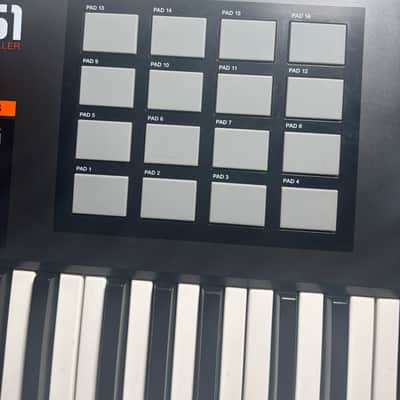 Akai MPK61 2010s - Black image 7