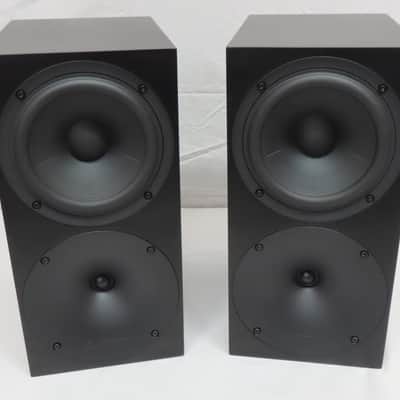 Buchardt Audio S400 Speaker Pair - Speakers w/ Original Box image 1