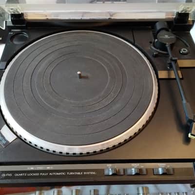 JVC QL FX5 turntable in very good condition - 1980's image 1