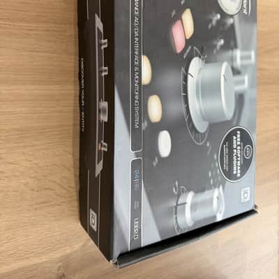 Audient ID22 in great condition image 4