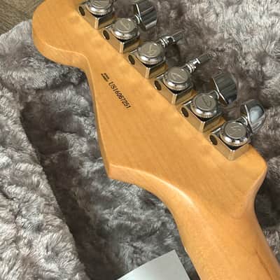 Fender American Elite HSS Stratocaster 2015 - Black image 16