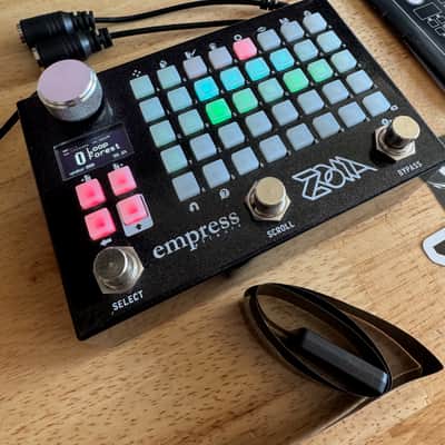 Empress Zoia Compact Grid Controller 2010s - Black image 2