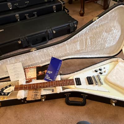 2012 Gibson '68 Flying V - 1968 Reissue - Classic White - w OHSC