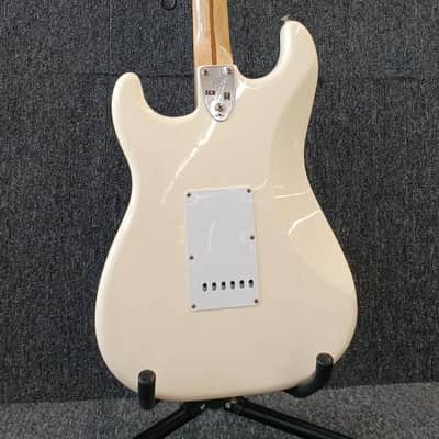 Fender Mexico Classic 70s Stratocaster Electric Guitar image 4