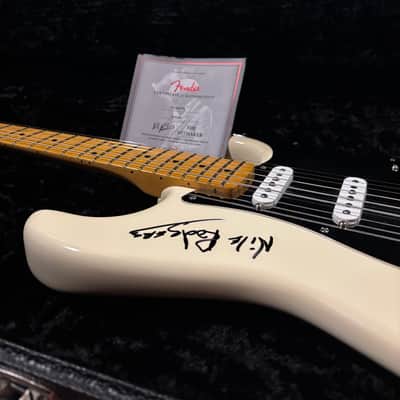 Fender Nile Rodgers Signature Hitmaker Stratocaster -signed-Olympic White image 2