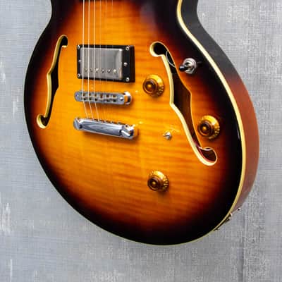 Used Vintage ( John Hornby Skewes) AV3 Semi-Hollow Electric - Sunburst image 5