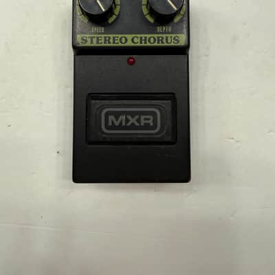 MXR M-167 Stereo Chorus Commande Series Vintage Guitar Effect Pedal
