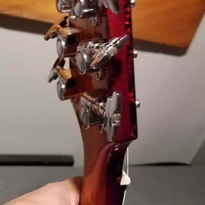Hamer USA Newport Korina Jazz Burst image 3