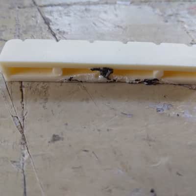 Unbranded Plastic Guitar Nut 1960s - White image 3