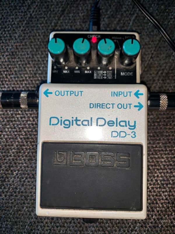 Boss DD-3(b) Digital Delay pink label guitar effects fx pedal image 1