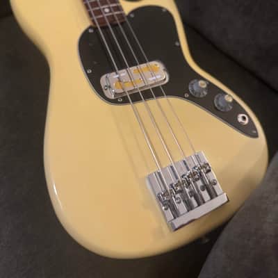 Fender Musicmaster Bass 1978 Olympic White image 1