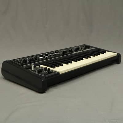 Roland Sh 2 [106845] (07/09) image 9