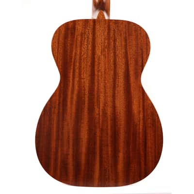 Martin 00-15M Mahogany Acoustic Natural image 6