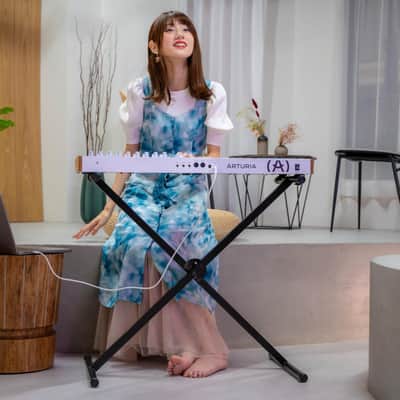 Arturia KeyLab 49 mk3 White — 49 Key USB MIDI Keyboard Controller with Analog Lab Pro Software Included image 7