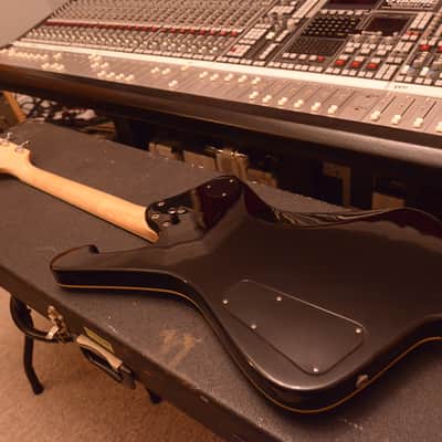 Ibanez Iceman IC 300 Famous Artist SIGNED by Lamb of God ENTIRE Band! IC300 Paul Stanley Kiss Guitar image 18