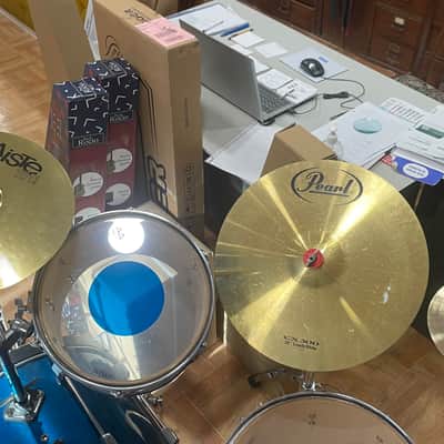 Batería acústica marca Ludwig Rocker 90's - Azul Metalico image 9