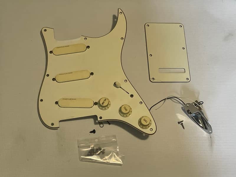 1988 Fender Stratocaster Plus Factory Loaded Pickguard Gold Lace Sensors TBX image 1