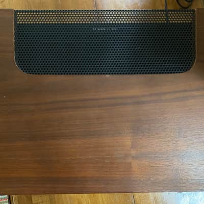 Marantz  1070 integrated amplifier  1974 image 2