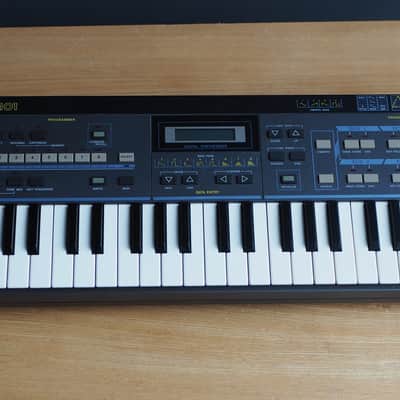 Casio CZ-101 49-Key Synthesizer 1985 - 1988 - Black