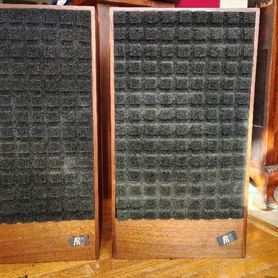 Acoustic Research AR11 speakers in excellent condition - 1980's image 2