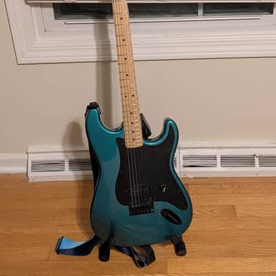 Squier Tom DeLonge Inspired Bullet Stratocaster 2004 Ice Blue
