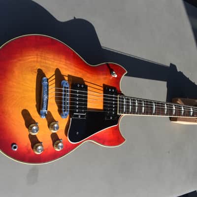Yamaha SG-700 - Cherry Sunburst image 1