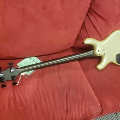 Ibanez EDB 600 Ergodyne Bass Pearl White Satin image 22