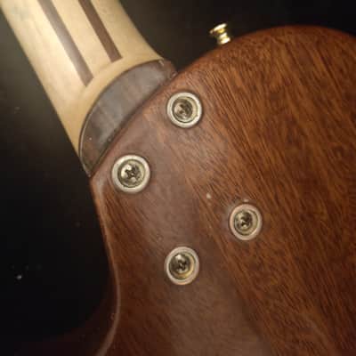 Luthierie hand made Shaving les Paul style 2017 - Red and Yellow image 8