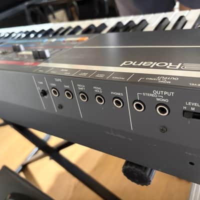 Roland Juno-106 61-Key Programmable Polyphonic Synthesizer 1984 - 1985 - Black image 5