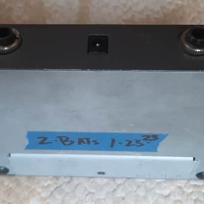 Trace Elliot TAP1 Acoustic Guitar Preamp Direct Box Guitar Effect Pedal Trace Elliot TAP1 Acoustic Guitar Preamp Direct Box Guitar Effect Pedal - Gray image 2