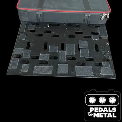 Voodoo Lab Dingbat Medium Pedalboard with Case 2010s - Black X16283 image 1