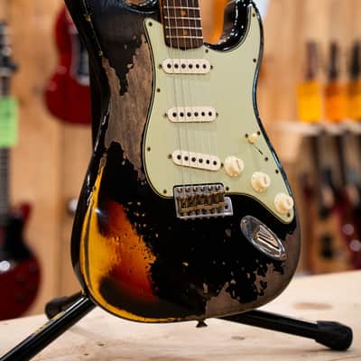 Fender Custom Shop Limited Edition '59 Stratocaster Super Heavy Relic Rosewood Fingerboard Aged Black Chocolate 3 Color Sunburst image 3