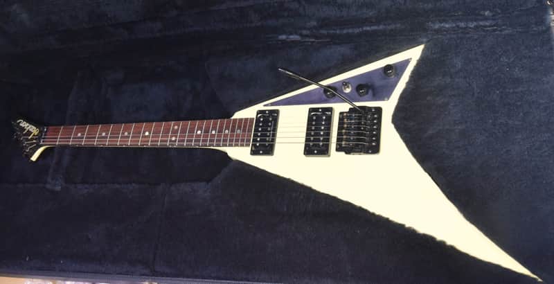 Jackson Sandimas Randy Rhoads V RRV 1984 - white | Reverb