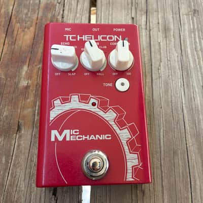 TC Helicon Mic Mechanic 2 2017 - 2021 - Red vocal processor recording Studio echo delay image 4