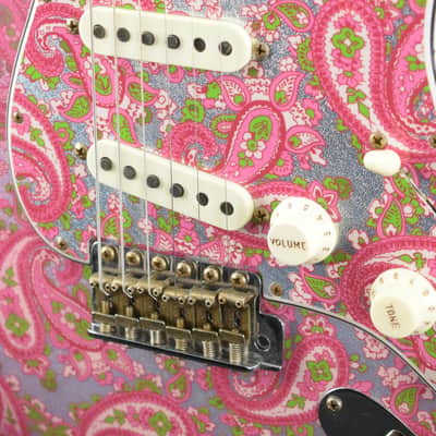 Mint Fender Custom Shop Limited Edition '68 Paisley Strat Relic - Pink Paisley image 3