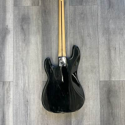 Squier Affinity Precision Bass 1999 - 2012 - Black image 2