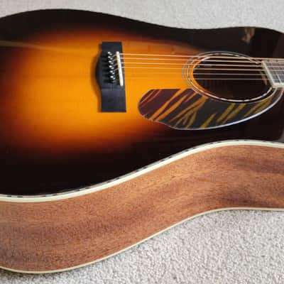 Fender Paramount PD-220E Dreadnought Acoustic Electric Guitar, 3-Color Vintage Sunburst, Hard Shell Case image 4