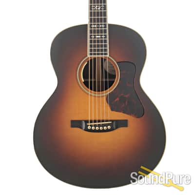 Bourgeois Custom Small Jumbo Acoustic Guitar #6557 - Used image 1