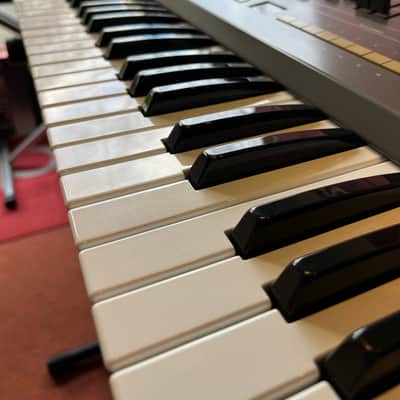 Roland HS-60 61-Key Programmable Polyphonic Synthesizer PRO SERVICED ! HP brand new ! image 12