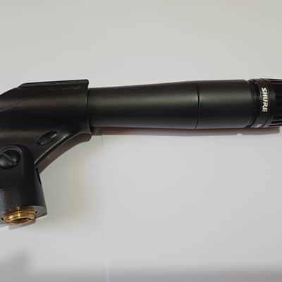 Shure SM57 Cardioid Dynamic Microphone - made in Mexico - boxed with zip case and mic clip image 3