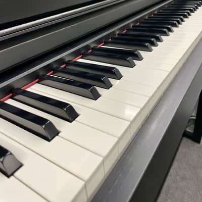 Yamaha CLAVINOVA CLP-545 BK image 2