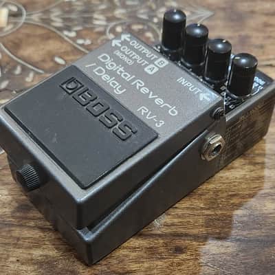 Boss RV3 Digital Reverb/Delay Pedal 1994-2002 Taiwan image 4